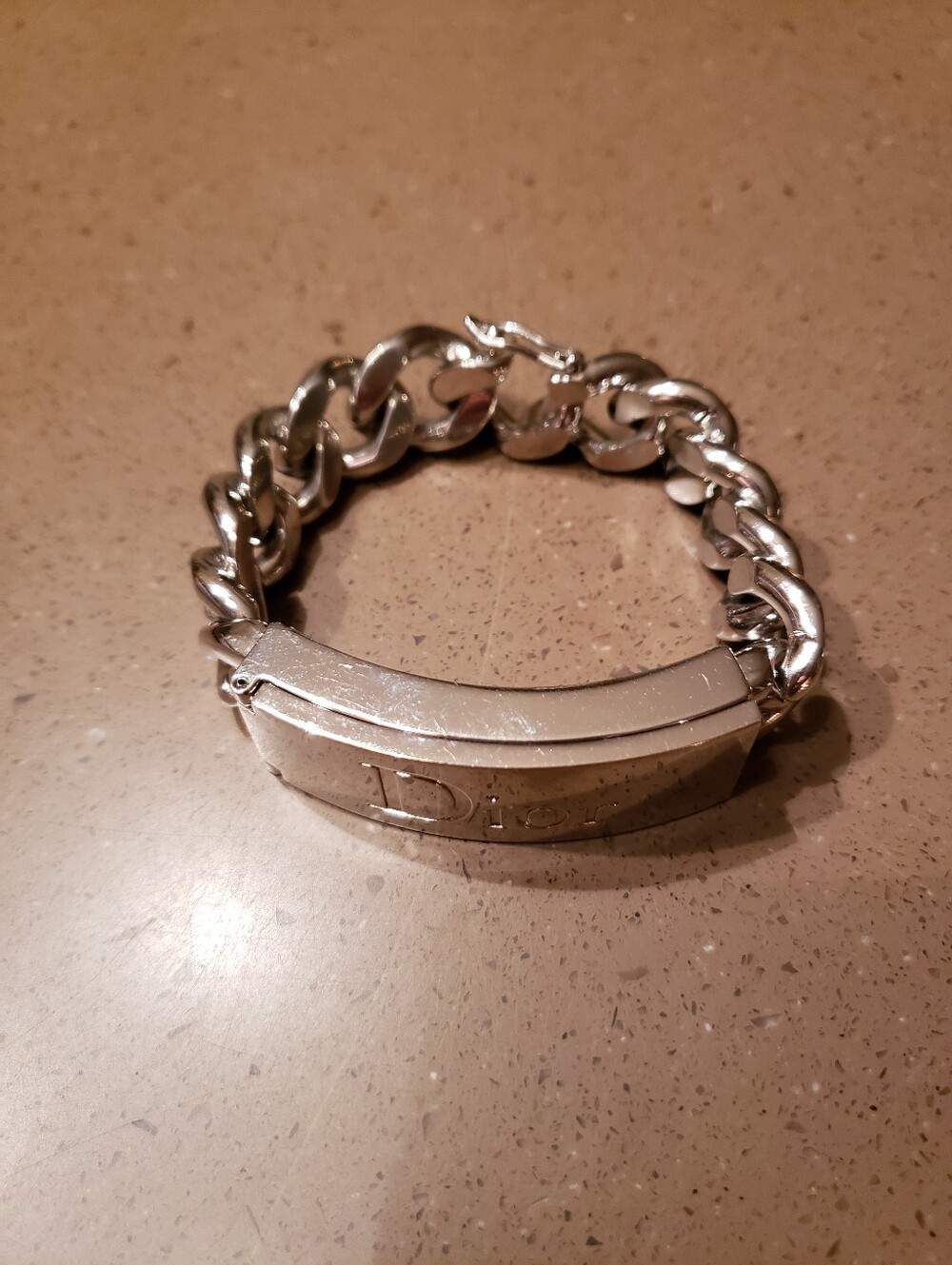 Christian Dior Silver Tone Chunky Chain Bracelet With Lipgloss - Picture 3 of 8